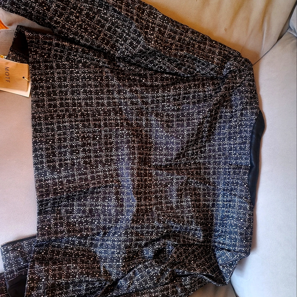 Amazing, versatile jacket. - Picture 2 of 4